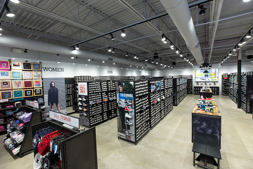 Shoe Store «Converse Factory Store», reviews and photos, 950 Grapevine Ct, Central Valley, NY 10917, USA