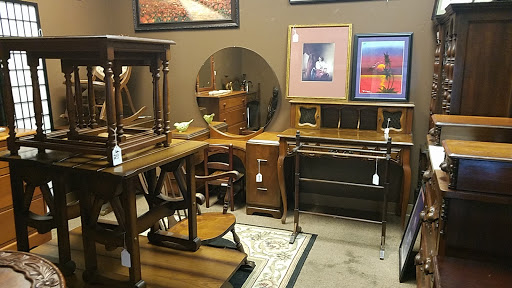 Furniture Store «Trading Places The Woodlands», reviews and photos, 28100 Robinson Rd, Conroe, TX 77385, USA