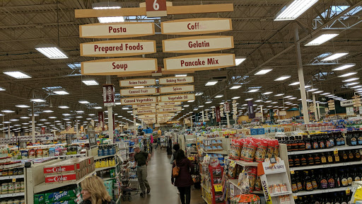 Grocery Store «Fred Meyer», reviews and photos, 6100 E Lake Sammamish Pkwy SE, Issaquah, WA 98029, USA