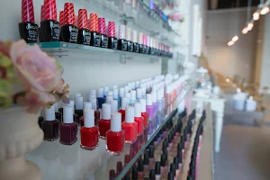 Luxe Nail & Spa Boutique image