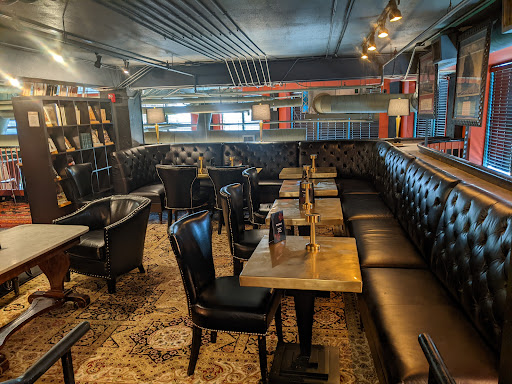 Book Store «Battery Park Book Exchange», reviews and photos, 1 Page Ave #101, Asheville, NC 28801, USA