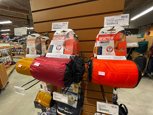 Camping Store «REI», reviews and photos, 17W160 W 22nd St, Oakbrook Terrace, IL 60181, USA