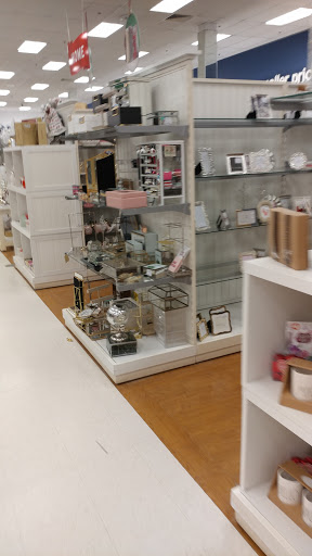 Department Store «Marshalls», reviews and photos, 20 Frenchtown Rd, North Kingstown, RI 02852, USA