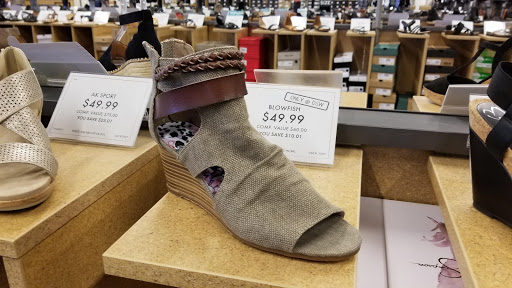 Shoe Store «DSW Designer Shoe Warehouse», reviews and photos, 4135 Miller Rd, Flint, MI 48507, USA