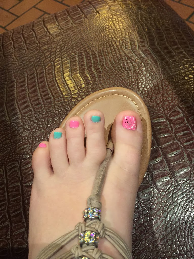 G Q Nails 77562