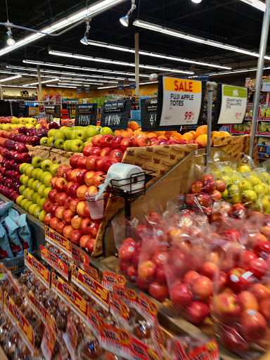 Grocery Store «Fresh Thyme Farmers Market- Troy MI», reviews and photos, 901 E Big Beaver Rd, Troy, MI 48083, USA