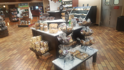 Grocery Store «Lunds & Byerlys St. Louis Park», reviews and photos, 3777 Park Center Blvd, St Louis Park, MN 55416, USA