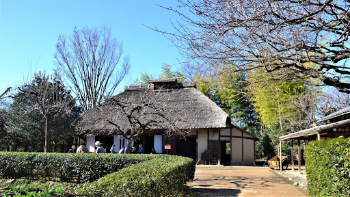 Jidayubori Park’s Old Farm House Garden