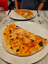 Photo n°19 de Pizza Simon's à Menton ()