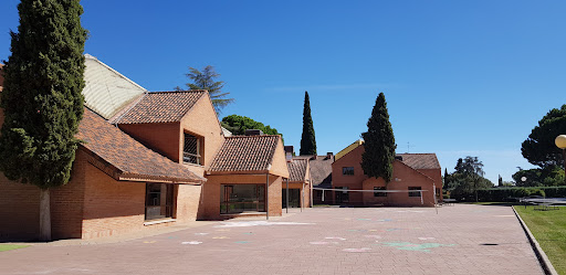 Colegio Internacional SEK-El Castillo en Villafranca del Castillo