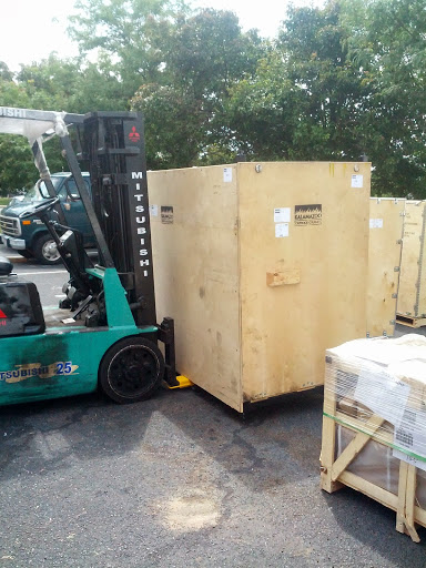 Courier Service «McGuire Trucking Service LLC», reviews and photos, 751-4 Koehler Ave, Ronkonkoma, NY 11779, USA