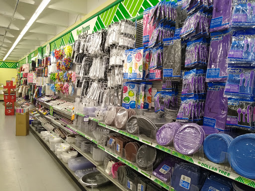 Dollar Store «Dollar Tree», reviews and photos, 6090 W 44th Ave, Wheat Ridge, CO 80033, USA