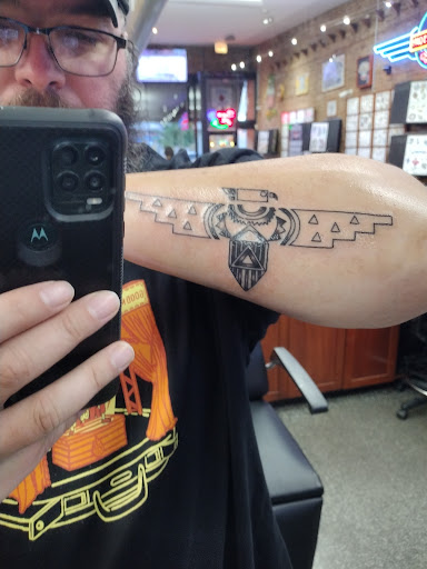 Explore small flower tattoo ideas, creative tattoo ideas in Chicago, available at Tattoo Factory