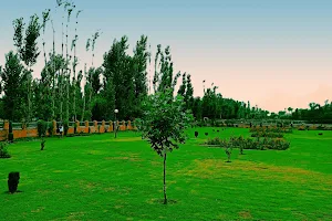 Public Park, Ashmuji image