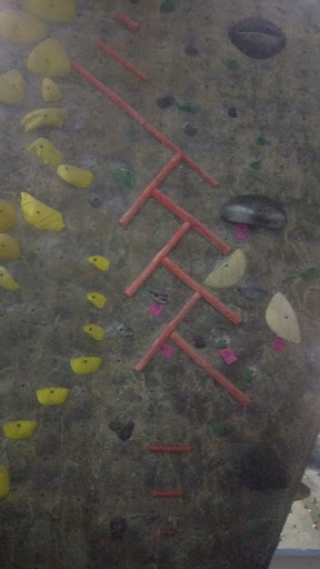 Rock Climbing Gym «Hangar 18 Indoor Climbing Gym - Riverside», reviews and photos, 6935 Arlington Ave, Riverside, CA 92503, USA