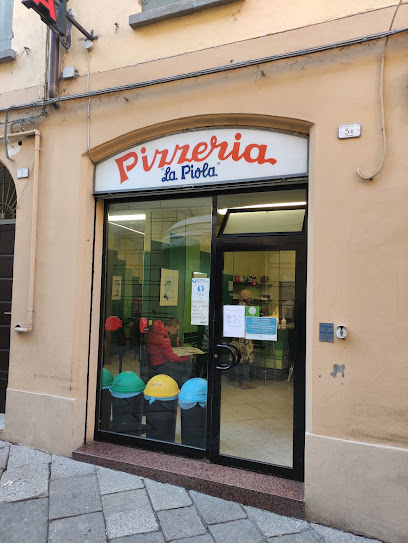 Pizzeria La Piola - Via Mario Calderini, 5/b, 42121 Reggio Emilia RE, Italy