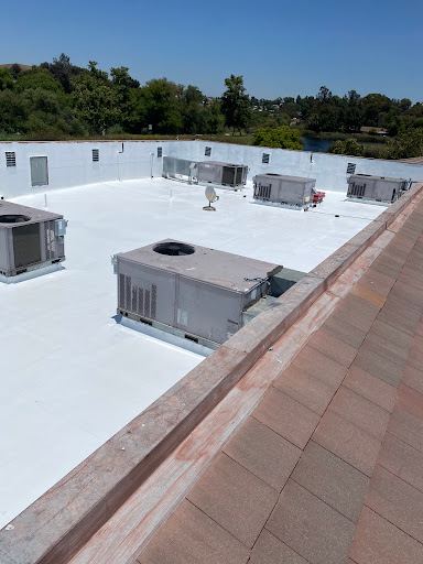 Tmh Roofing image