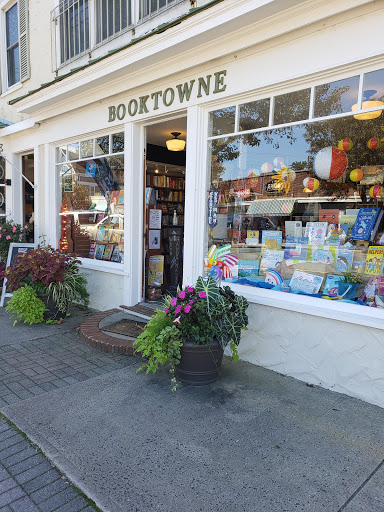 Book Store «BookTowne», reviews and photos, 171 Main St, Manasquan, NJ 08736, USA