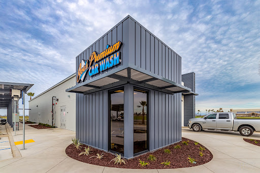 Joe's Premium Car Wash en Chowchilla