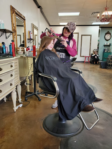 Beauty Salon «Revive Salon & Boutique», reviews and photos, 930 24th Ave SW, Norman, OK 73069, USA