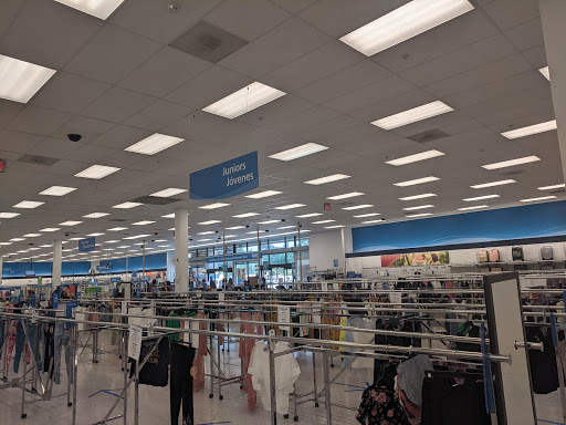 Clothing Store «Ross Dress for Less», reviews and photos, 16250 Paramount Blvd, Paramount, CA 90723, USA