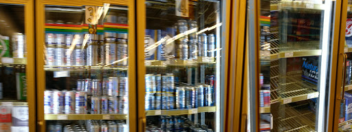 Liquor Store «Arcadia Foremost Liquors», reviews and photos, 3301 W North Ave, Chicago, IL 60647, USA