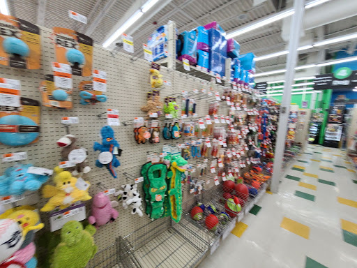 Pet Supply Store «Pet Supplies Plus», reviews and photos, 6845 Highland Rd, White Lake, MI 48383, USA