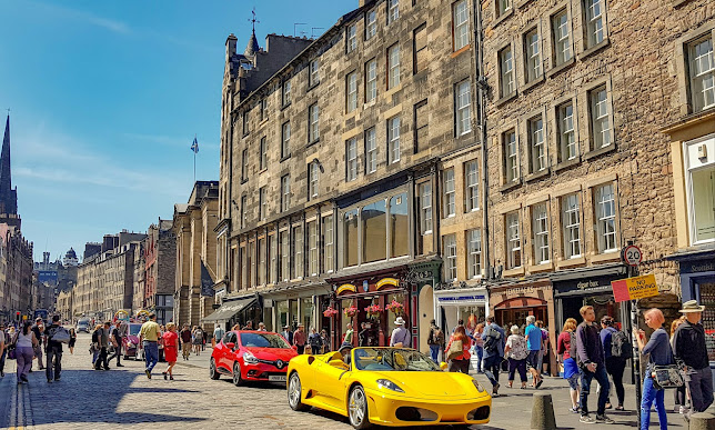 Reviews of Edinburgh Central Travelodge Car Park - Edinburgh | APCOA in Edinburgh - Parking garage