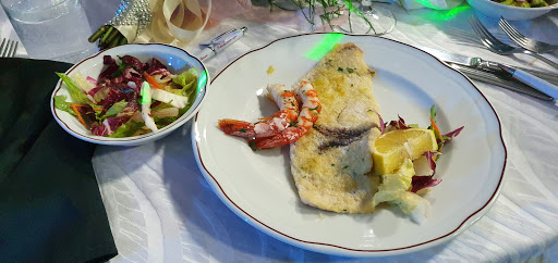 Fogix Le Vigne Restaurant in Feroleto della Chiesa, Città Metropolitana di Reggio Calabria