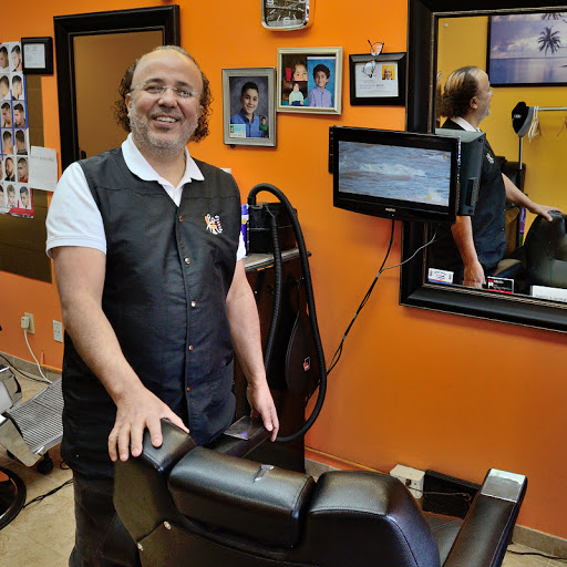 Barber Shop «Salaam Barbershop», reviews and photos, 2215 Central Ave NE, Minneapolis, MN 55418, USA