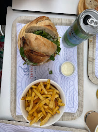 Sandwich au poulet du Restaurant de fruits de mer Tentacool à Montpellier - n°18