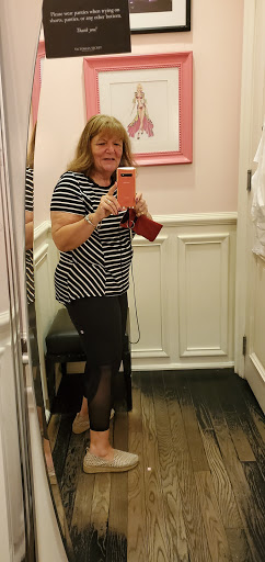 Cosmetics Store «SEPHORA», reviews and photos, 721 Collins Ave, Miami Beach, FL 33139, USA