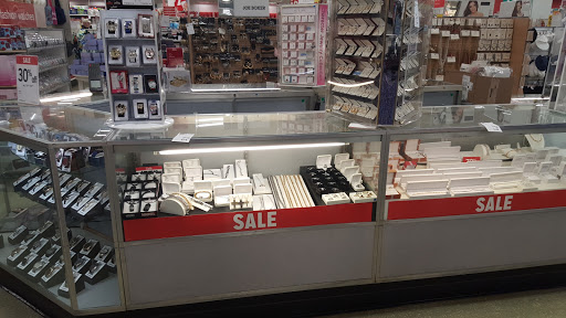 Discount Store «Kmart», reviews and photos, 5100 Dixie Hwy, Waterford Twp, MI 48329, USA