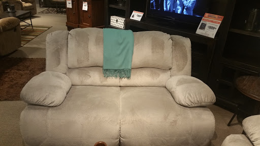 Furniture Store «Ashley HomeStore», reviews and photos, 14600 Ocean Gate Ave, Hawthorne, CA 90250, USA