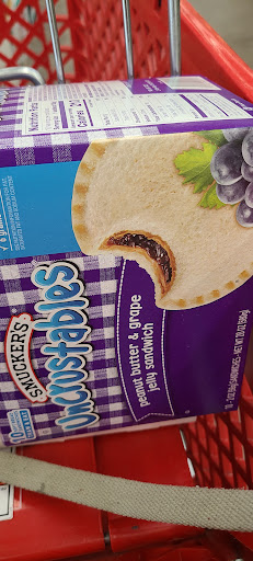 Grocery Store «Grocery Outlet Bargain Market», reviews and photos, 1124 3rd St, Crescent City, CA 95531, USA