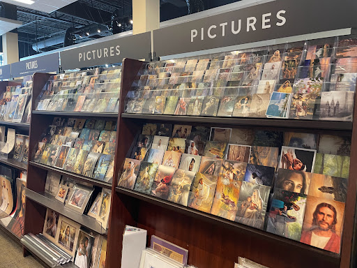 Religious Goods Store «Deseret Book», reviews and photos, 107 E 12300 S, Draper, UT 84020, USA