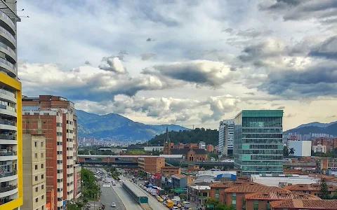Hotel Medellin Kapital image