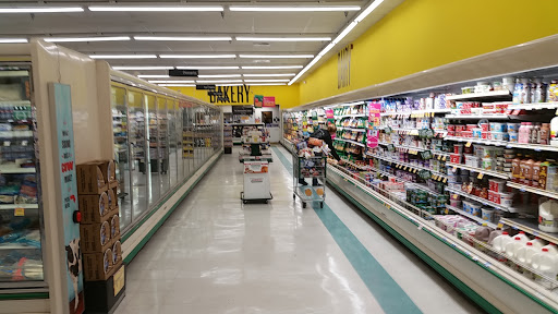 Grocery Store «Harveys Supermarket», reviews and photos, 955 S 1st St, Jesup, GA 31545, USA