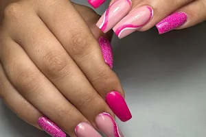 VIP Nails & Beauty image