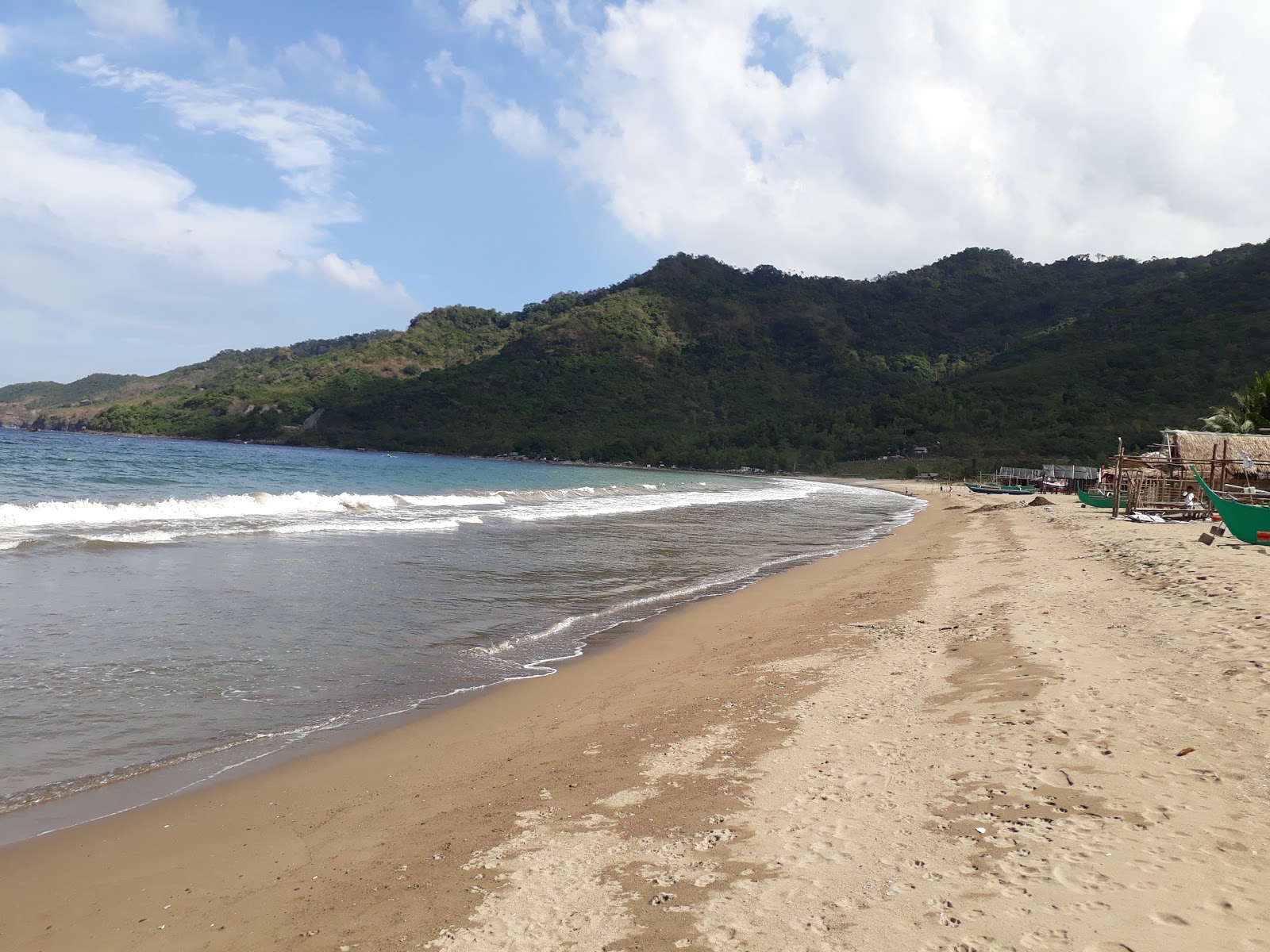 Photo of Patungan beach and the settlement