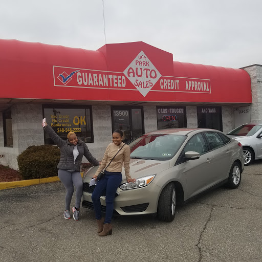 OAK PARK AUTO SALES, 13900 W 8 Mile Rd, Oak Park, MI 48237, USA, 