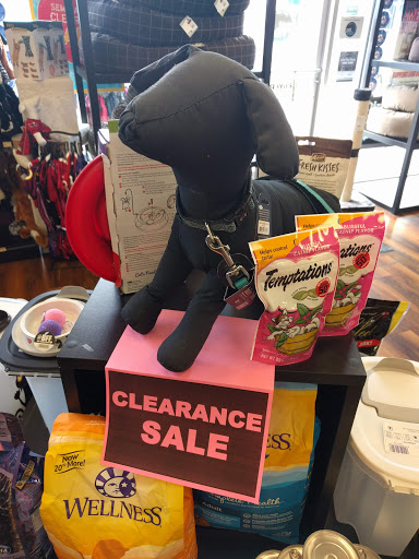 Pet Supply Store «Pet Valu», reviews and photos, 9809 Main St, Damascus, MD 20872, USA