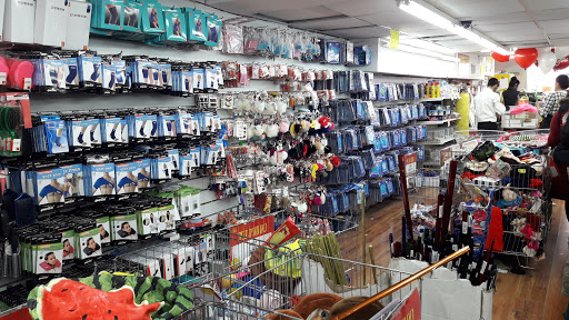 Stores to buy halloween costumes for women Jerusalem