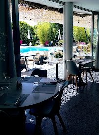 Atmosphère du Restaurant Brasserie Hôtel La Clé à Saint-André-de-Sangonis - n°11