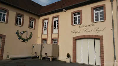 Champagne LORIOT-PAGEL à Festigny