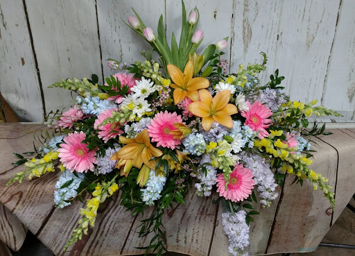 Florist «Garden of Eden Flower Shop, Pennsville», reviews and photos, 199 N Broadway, Pennsville, NJ 08070, USA