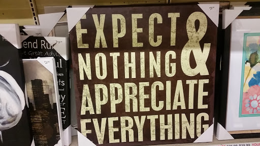 Clothing Store «Old Navy», reviews and photos, 286 New Britain Ave, Plainville, CT 06062, USA