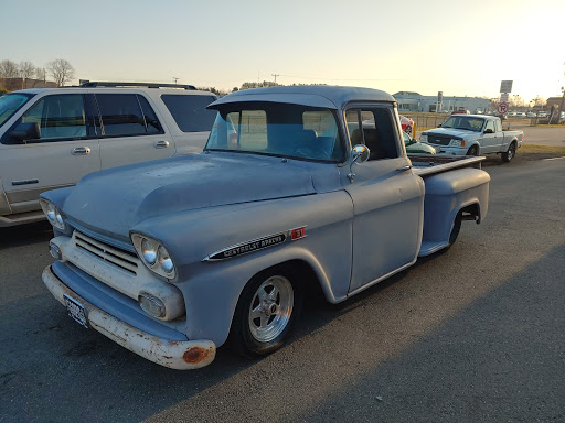 Tire Shop «Little Tire Co. Tire Pros», reviews and photos, 5041 Jefferson Davis Hwy, Fredericksburg, VA 22408, USA