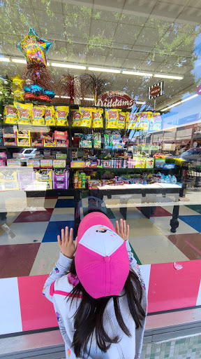 Party Store «Diddams Party & Toy Store - San Carlos», reviews and photos, 700 Laurel St, San Carlos, CA 94070, USA