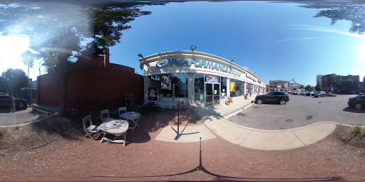 Bicycle Store «Performance Bicycle», reviews and photos, 2720 N Halsted St, Chicago, IL 60614, USA